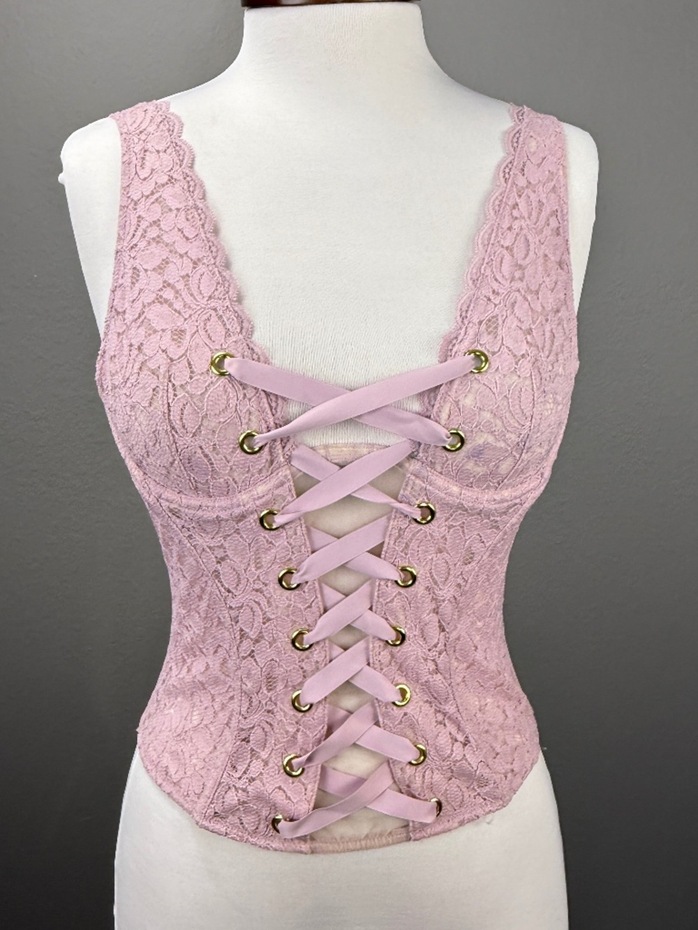 Victoria's Secret Front Ribbon Lace Up Corset Top Dusty Rose Pink 34 B. Coquette